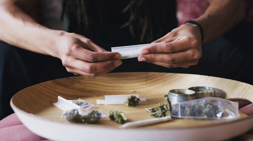 How to Roll a Blunt: A Beginner's Guide to Perfection